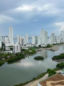 Lovely I bedroom with pool and views