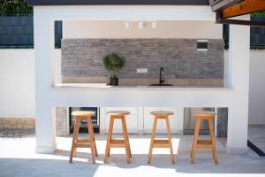 Vacation villa Matic with 7 bedrooms