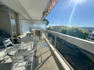 Beau studio proche des plages piscine
