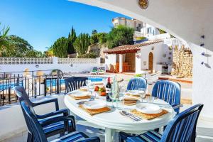 Villa Colbryca by Villa Plus