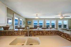 Cozy cottage and dog friendly, perfect for a relaxing, calm time away for everyday life.