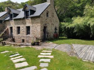 Maisons de vacances Le Moulin borde par l-Aven : photos des chambres