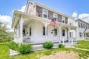 Near Nockamixon State Park Telford Apt with Porch!