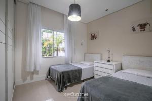 Casa com Piscina e Churrasqueira em Penha TZS210