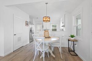 2-Bed Home by the Bay