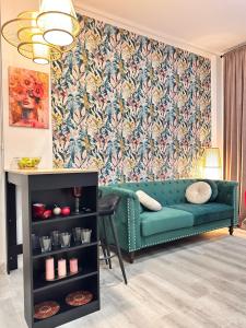 ART DECO BOUTIQUE Julia