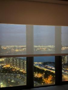 Seaview condo near airport and Disney Land