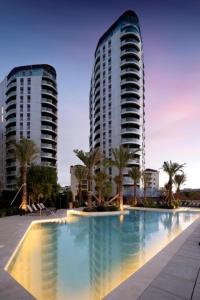 Brand New 1BR Pool & Jacuzzi Free Parking Suite One