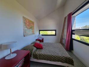 Maisons de vacances Maison d-architecte au calme, 9 pers, proche plage, Arzon - FR-1-775-27 : photos des chambres