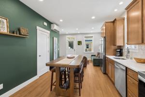 A Tree House By Seabrook Hospitality
