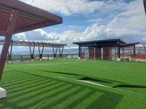 Royal Ocean Crest Mactan- 5R Staycation 1110C