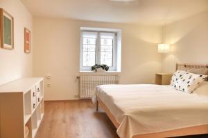 Mint Apartment mit Vorgarten - KarlsbadLOVE