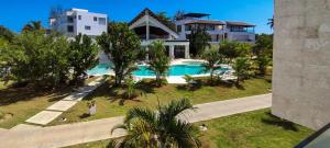 AMARE beach front apartment overlooking pool