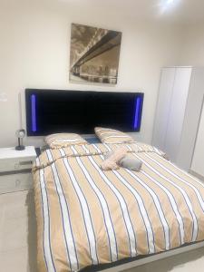 Appartements Logement F2 entier calme a 20 mins de paris , Stade 2 France, Aero CDG, Parc des expositions, Disneyland Paris,Futuroscope, Tour Eiffel : photos des chambres
