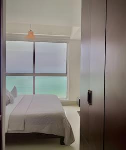 Amazing Ocean View, 2B in Bocagrande