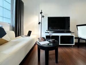 Modern Cityscape1BR - Ultra Fast WiFi - BTS On nut