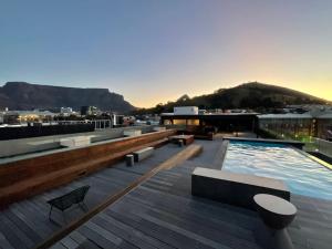 Luxury, modern apartment with rooftop pool