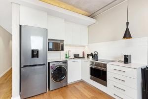 Luxury, modern apartment with rooftop pool