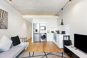 Luxury, modern apartment with rooftop pool