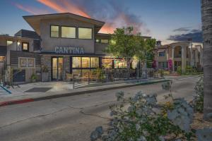 Balboa Island Cottage Air Conditioning Ferry Close