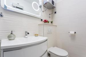 Apartments with WiFi Split - 24391