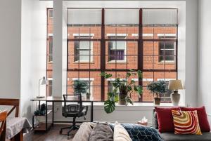 Best location!Great views on the deck, Large unit!