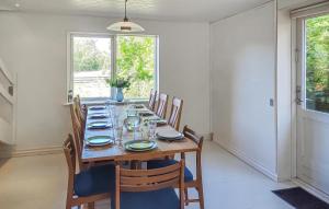 Amazing Home In Glesborg With Wifi