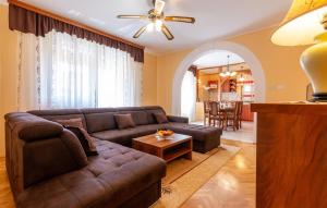 Gorgeous Home In Svetvincenat