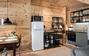 Awesome Home In Gedser With Wifi