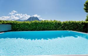 Gorgeous Apartment In Solto Collina Bg With Wifi
