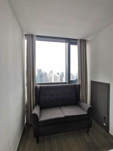 Luxury Condo at Century Spire in Central Makati