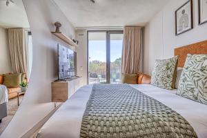 Aesthetic Oasis at One Rosebank