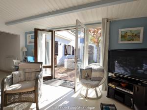 Villa moderne 3 chambres à La Palmyre - Wifi, parking, animaux admis, plage à proximité - FR-1-705-49