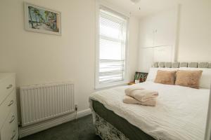 3 Bed Stylish & Spacious Home, Sleep up to 7ppl