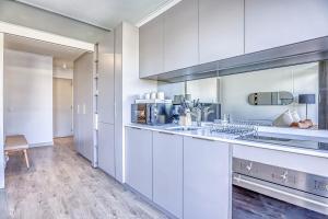 One Rosebank Skyline Retreat