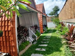 4 BR Villa Satria with Private Pool