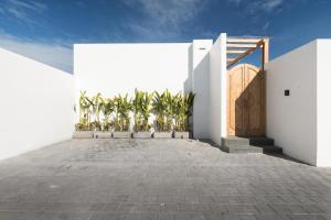 Villa Onyx - Nyang Nyang by Yolla Hospitality