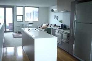 Cataract 7 - CBD 2 Br Free Parking