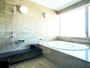 Cairns House by SANA