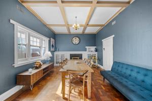 Belle Escapes - Sea Glass Cottage on the Esplanade