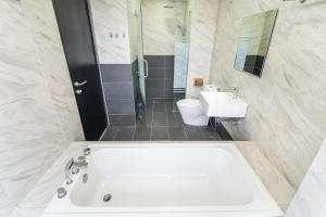 Imperio Seaview Studio A2213A