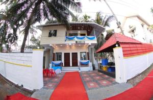 His Grace 2 Bedrooms AC - 7 Beds - Nr to Malpe Beach