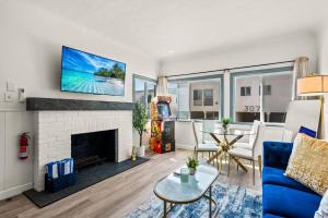 2BR Luxury Getaway Mins to Beach Arcade & Games - 3hvězdičkové hotely ve městě Manhattan Beach