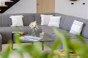 Luxury 5 Bedroom Modern Villa! KBR17