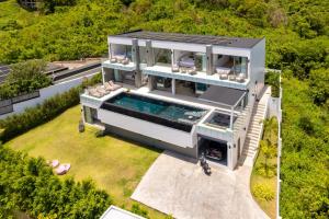Luxury 5 Bedroom Modern Villa! KBR17