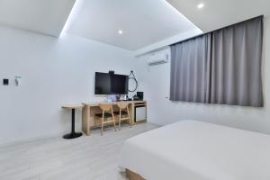 Sloth Hotel Busan Seomyeon