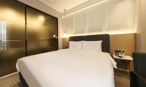 Busan Myeongji Ciel Ocean Hotel