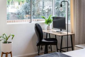 Rushcutters Bay Retreat with Balcony - New Listing