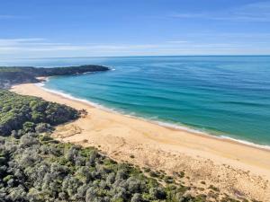 The Pool House in Tura