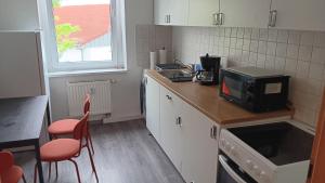 Crew Quartier ALL-INCLUSIVE Apartment Ideal für Monteure 3 Schlafzimmer mit Küche und Bad in Merseburg Leuna